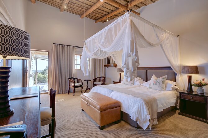 3 Day Safari and Coastal Tour from Cape Town - Ashton Winery on Route 62: wine, chocolate, and a relaxed ending