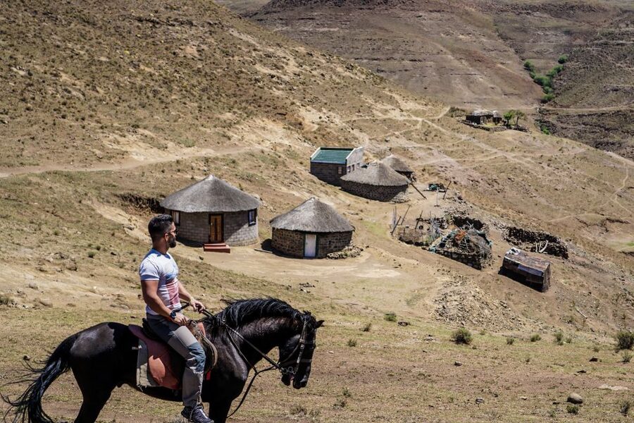 4x4 into Lesotho From Underberg - Horse Ride / Village Life - Who should book this Lesotho 4x4 day, and who should skip it