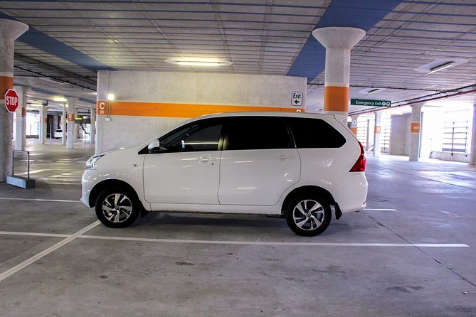 Airport Shuttle Transfer from Airport to Cape Town City Center - The Short Drive from Airport to City Center, What You Might See
