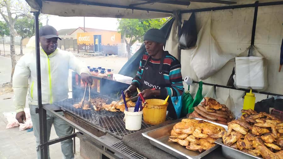 Authentic Township Tour Cape Town - Street food and regional flavors: keep your expectations simple