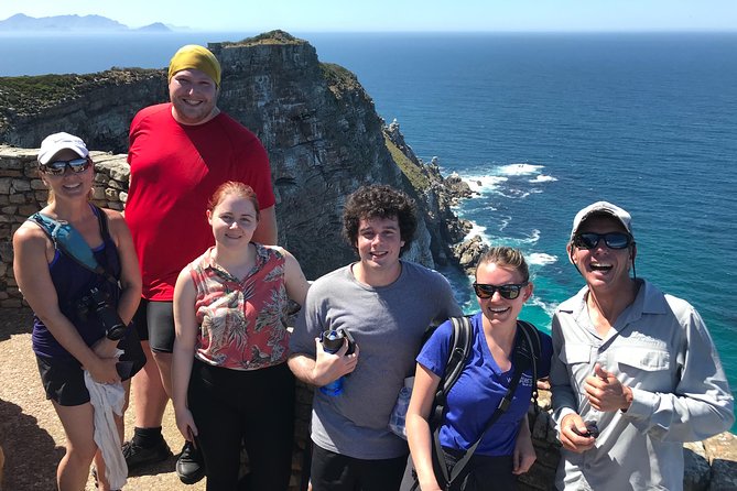 Cape Peninsula with a Marine Biologist - Chapmans Peak Drive: where the coast starts throwing sightings at you