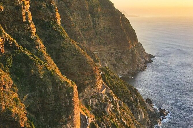 Cape Point Full Day Tour - Simon’s Town lunch stop, a classic seaside break