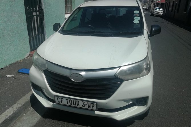 Cape Point Tour, Penguins, v Signal Hill & Coalstal drive. Wifi - Hout Bay and the coastal approach: Camps Bay, 12 Apostles, and optional Seal Island