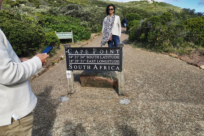 Cape Point Tour, Penguins, v Signal Hill & Coalstal drive. Wifi - Cape Point 360-degree views, funicular ride, and the card payment note