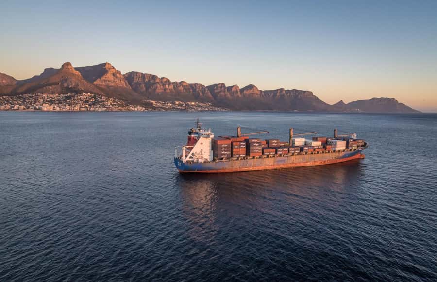 Cape Town: 20-Minute Helicopter Flight and Free Harbour Tour - Who should book this Cape Town Helicopters flight, and who should skip it