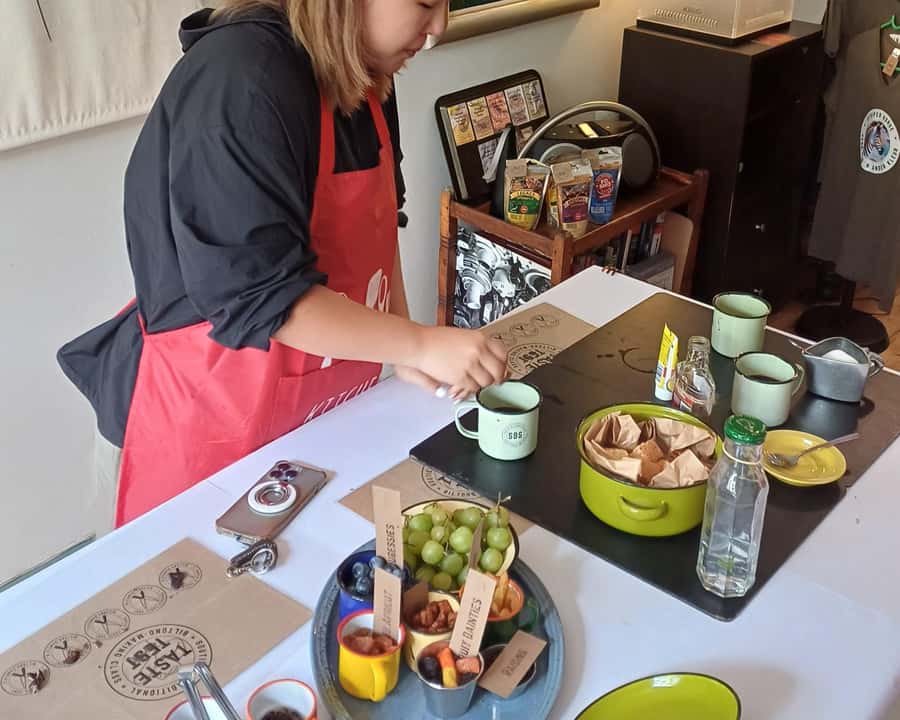 Cape Town: Afrikaans Culture And Making Traditional Biltong - Practical tips for a smooth 90 minutes
