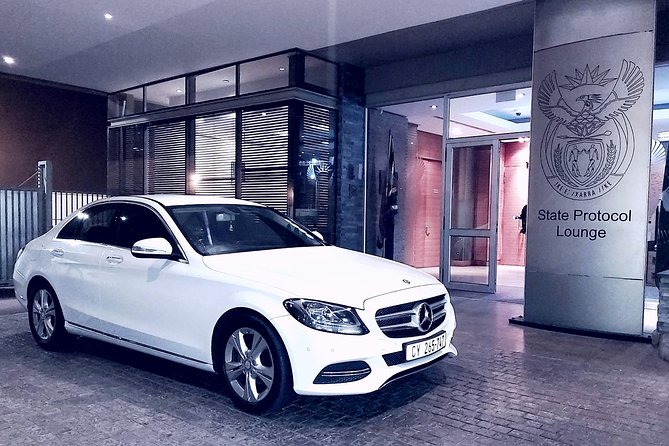 Cape Town Airport Shuttle - Cape Town City Centre - From Arrivals to Pickup: The Meet and Greet Advantage