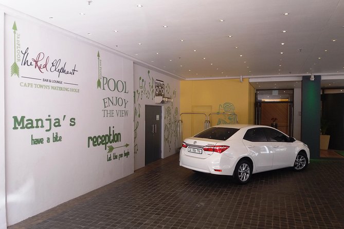Cape Town Airport Shuttle - Cape Town City Centre - Driver Identification, Luggage Help, and the Comfort Stop Idea