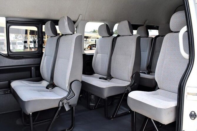 Cape Town Airport Transfers - Meeting your driver at Cape Town International Airport (or in town)