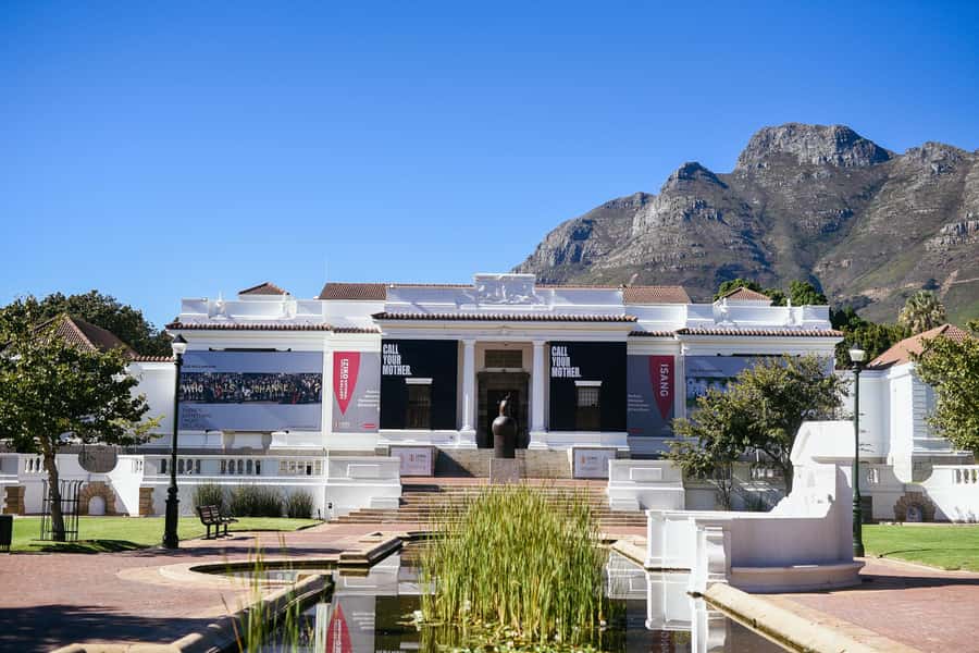 Cape Town: Art, Culture & History Walking Tour - Greenmarket Square: craft shopping with context