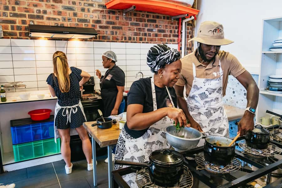Cape Town: Authentic African Cuisine Cooking Experience - Communal Eating: Why the Finish Matters