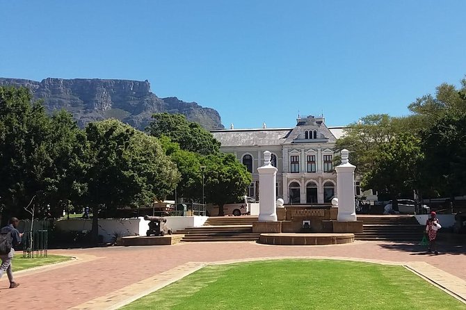 Cape Town City Tour Camps Bay Beach Plus Table Mountain Ticket - Signal Hill viewpoint, the name story, and paragliding watch