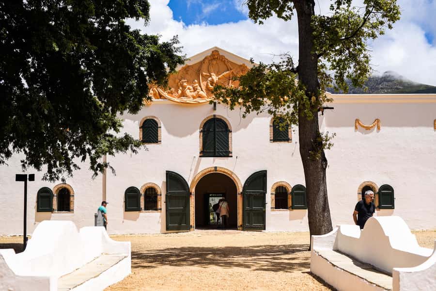 Cape Town: Constantia Half-Day Wine Tour & Tastings - Who this tour is best for, and who should look elsewhere