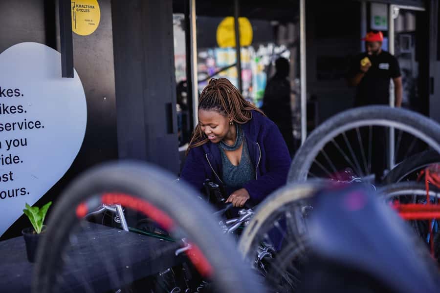 Cape Town: Cultural Bicycle Tour in Khayelitsha Township - Guides are the whole experience: Diego Nkadimeng and Shandy