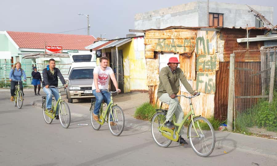 Cape Town: Cultural Cycling Tour - African Lunch: Restaurant or Home Cooking, With Tea