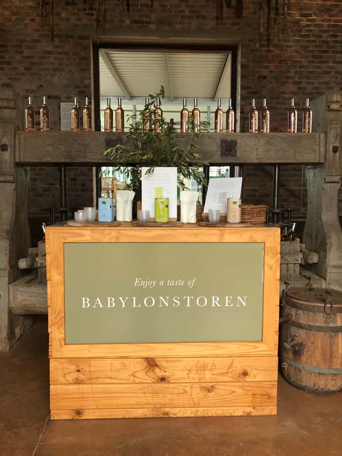 Cape Town: Full-Day Stellenbosch and Franschhoek Wine Tour - Boschendal: 330 Years of Winemaking Between Franschhoek and Stellenbosch