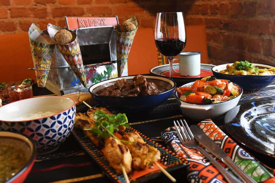 Cape Town: Gold Restaurant Spice Experience with Wine - What the 3-hour evening actually looks like