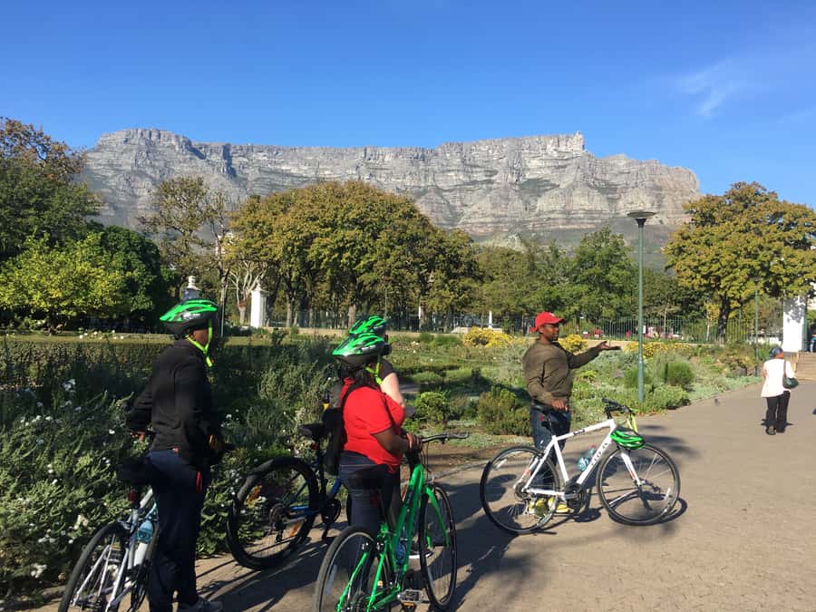 Cape Town Guided City Cycling Heritage Tour - Private Tour - Back to the Waterfront Along the Atlantic Seaboard