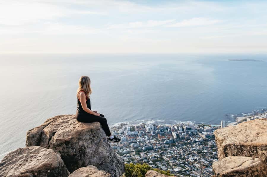 Cape Town: Guided Lion's Head Hike at Sunrise or Sunset - Summit rewards: 360-degree views plus coffee and snacks