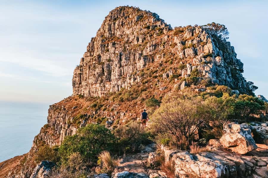 Cape Town: Guided Lion's Head Hike at Sunrise or Sunset - Choosing the steeper chain route or the easier ridge route