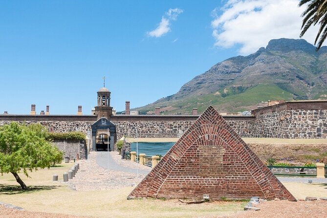 Cape Town Half Day City Tour - Pickup, vehicle comfort, and why the guide matters