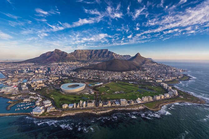 Cape Town Helicopter Tour: Atlantic Coast - City Bowl and Table Mountain, why a full circle is worth it