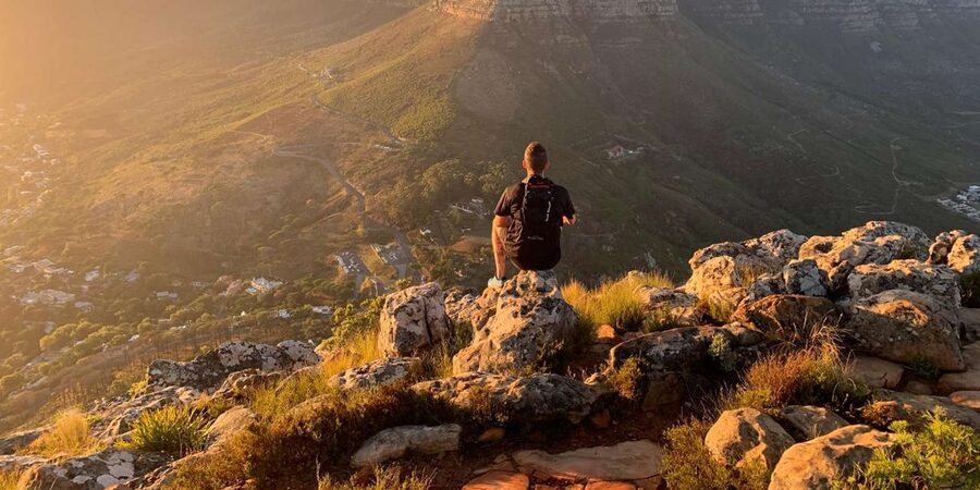 Cape Town: Lion's Head Hike sunrise and sunset (MGG) - What to pack and wear so the hike feels good