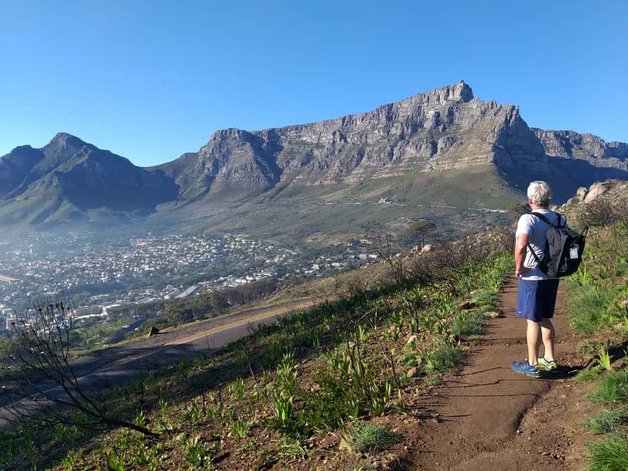 Cape Town: Lion's Head Sunrise Hike - What to bring for a sunrise climb (and what people forget)
