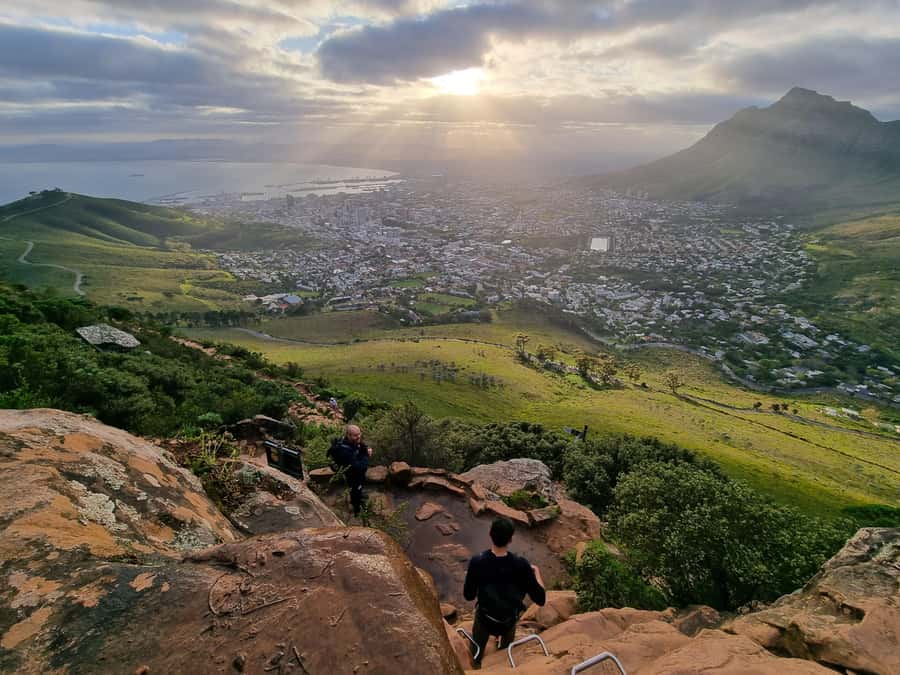Cape Town: Lion's Head Sunrise or Sunset Guided Hike - Photo and video help, plus better angles without the stress