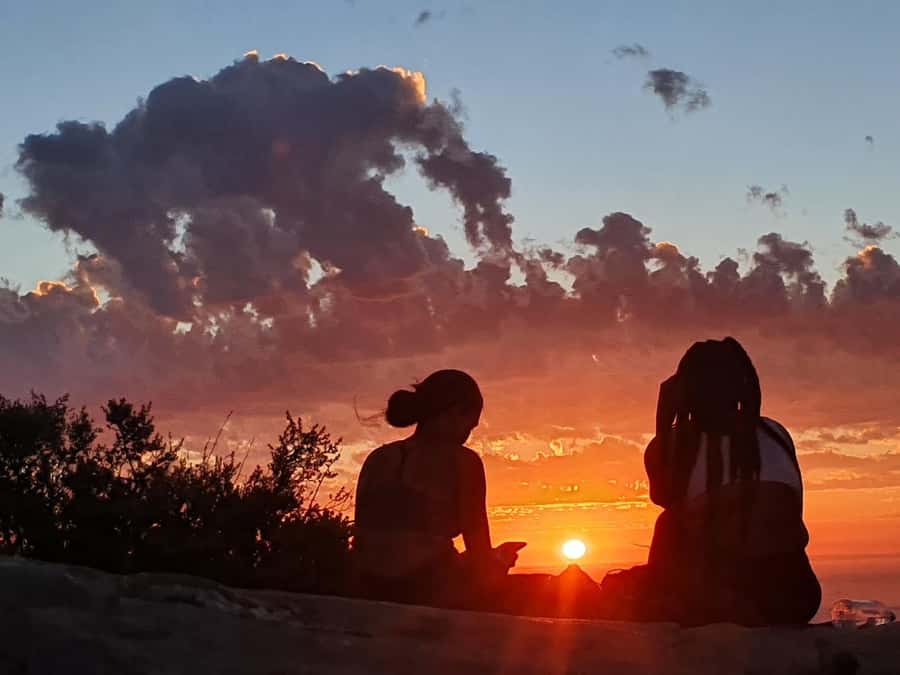 Cape Town: Lion's Head Sunrise or Sunset Hike - Logistics that matter: pickup, start times, and group pace