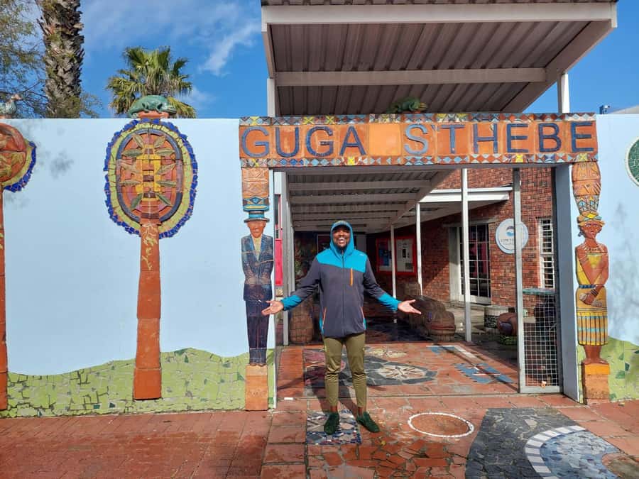 Cape Town: Nathi Langa Township Walking Tour - Guga S’thebe marketplace and crafts, support you can see with your own eyes