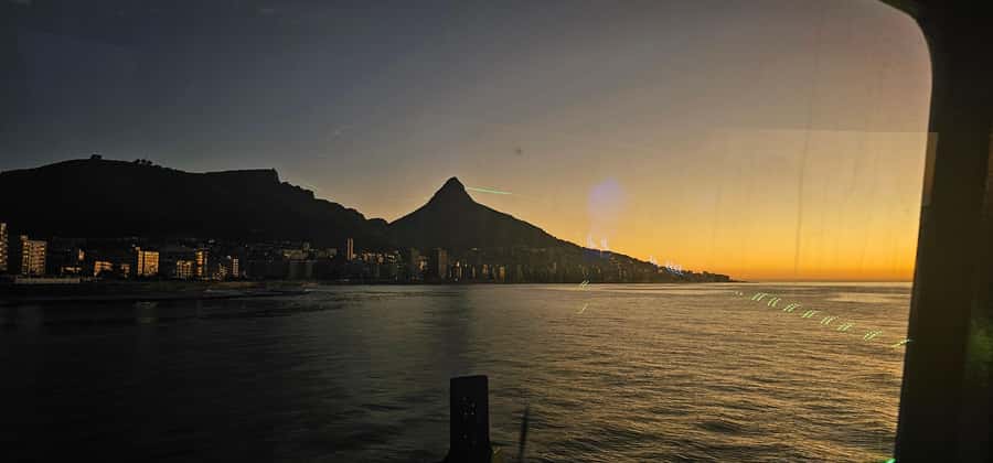 Cape Town: Ocean Safari 1 Hour - Onboard guide talk: marine facts, local insight, and one real issue