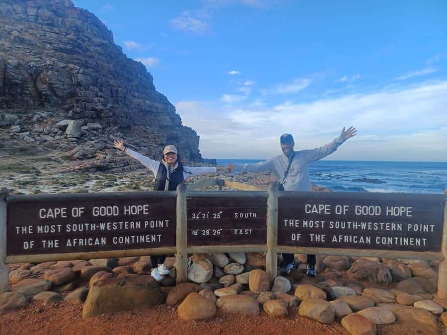 Cape Town .Penguin & Cape of good hope Half day Share Tour - Boulders Beach: seeing African penguins from the boardwalk