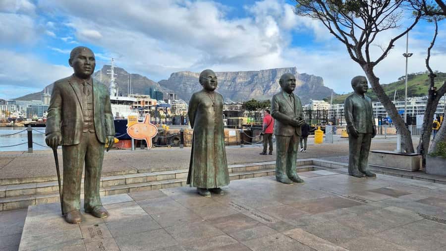 Cape Town: Private Walking Tour with a Local - Street Life, Courtyard Cafés, and Local Culture Moments