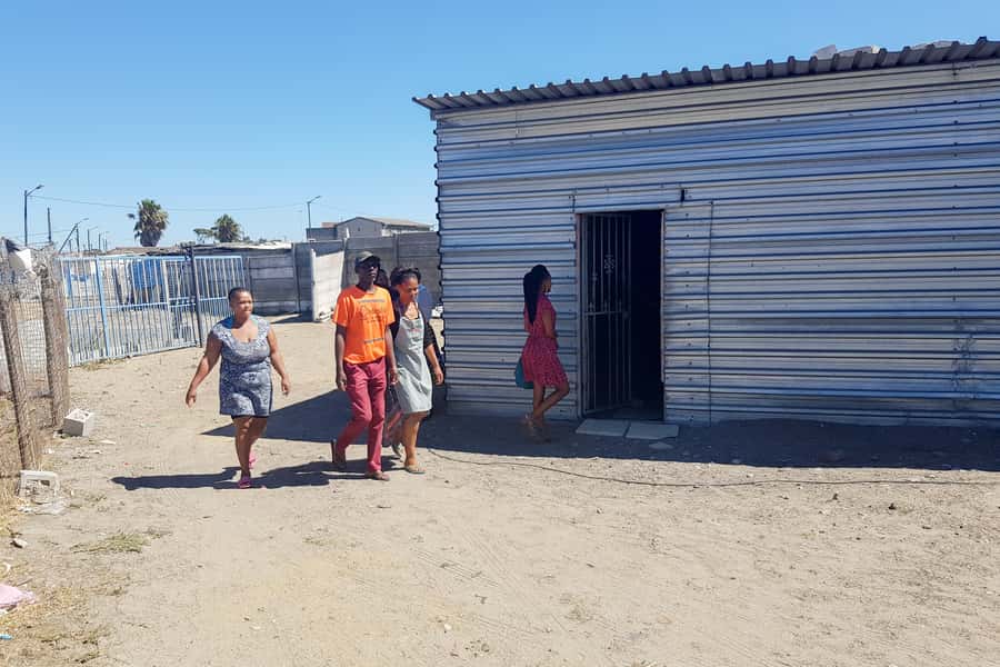 Cape Town: Robben Island Ferry Ticket and Townships Tour - Robben Island prison: why an ex-prisoner guide matters