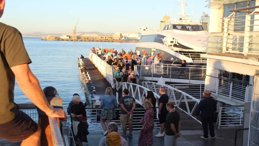Cape Town: Robben Island ferry ticket plus Guided Tour - Where the tour starts: Nelson Mandela Gateway, no waiting drama