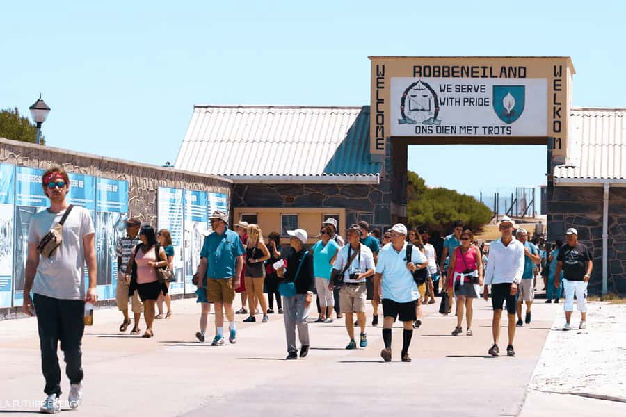 Cape Town: Robben Island Ferry Tour with 1-Way Hotel Pickup - Price and logistics: what $71 buys you, and what it does not