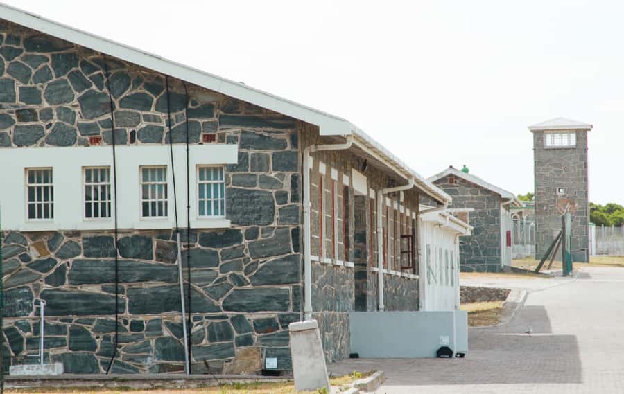 Cape Town: Robben Island Ferry Tour with 1-Way Hotel Pickup - What you should bring and how to stay comfortable