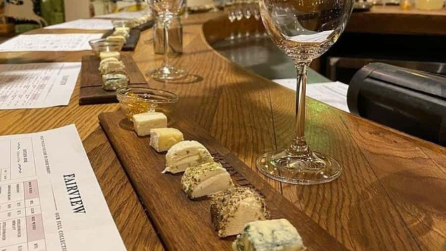 Cape Town: Stellenbosch, Franschhoek and Paarl Wine Day Trip - Paarl cellar tour to Stellenbosch style: learning what makes wines different