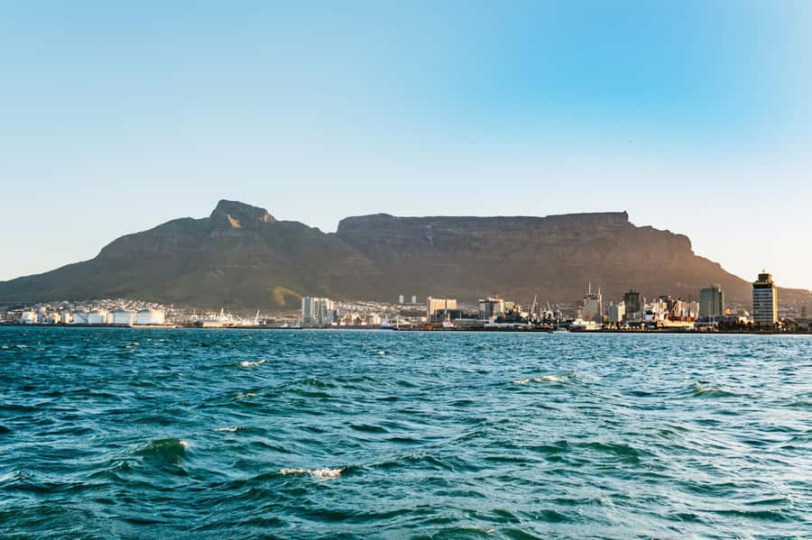 Cape Town: Sunset Catamaran Cruise on Table Bay with Bubbles - Table Mountain at sunset: the main event