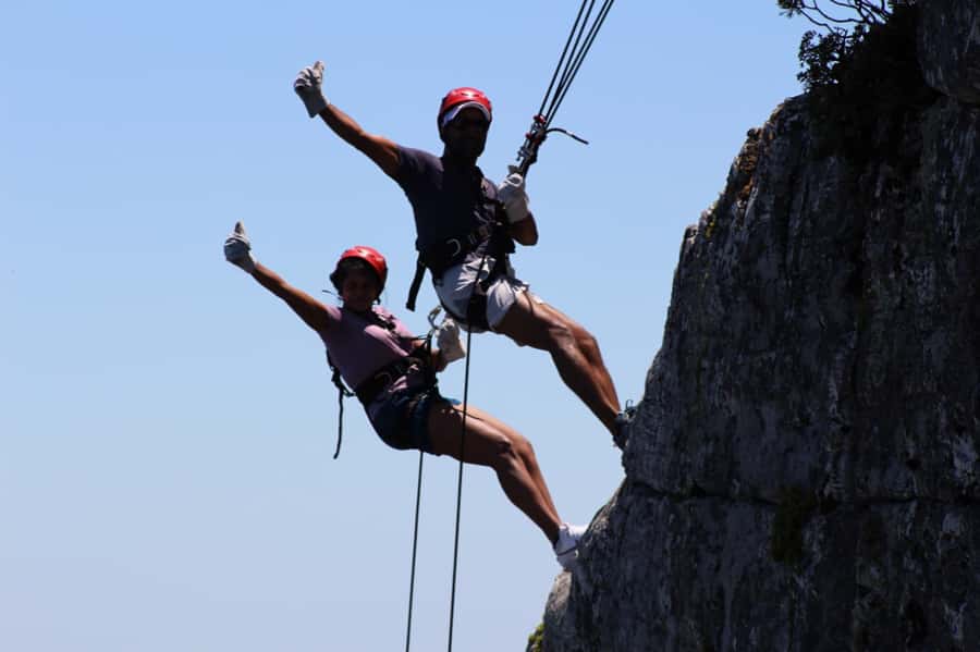 Cape Town: Table Mountain Abseiling Experience - Meeting at the top of the mountain: gear, safety talk, and orientation