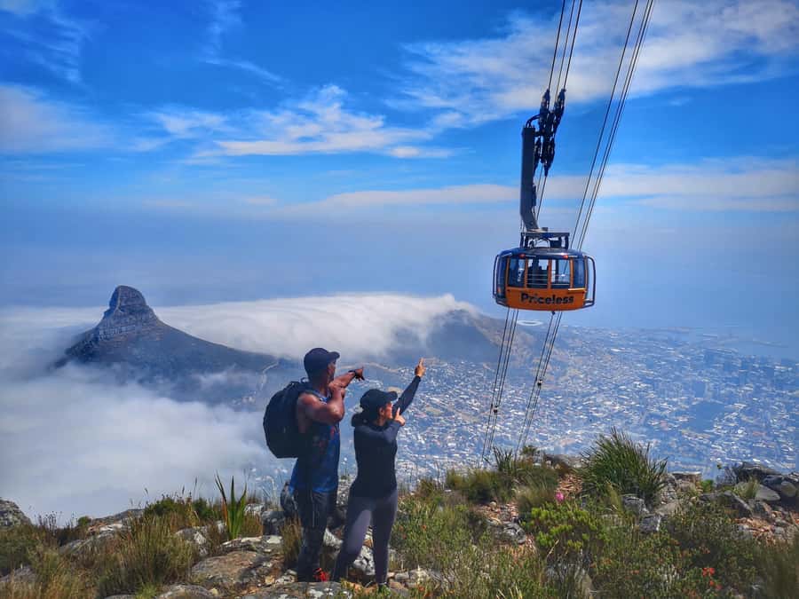 Cape Town: Table Mountain Half–Day India Venster Hike - The climb’s best moment: Cape Town below as you gain altitude