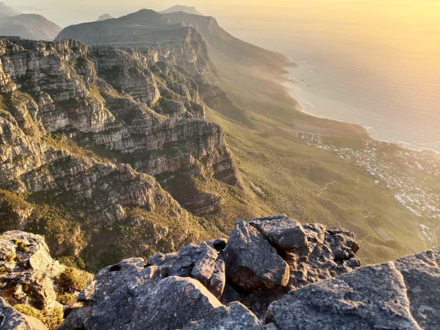 Cape Town: Table Mountain Half-Day Tour with Cable Car Ride - AFROGEM: a short stop that you can treat as optional