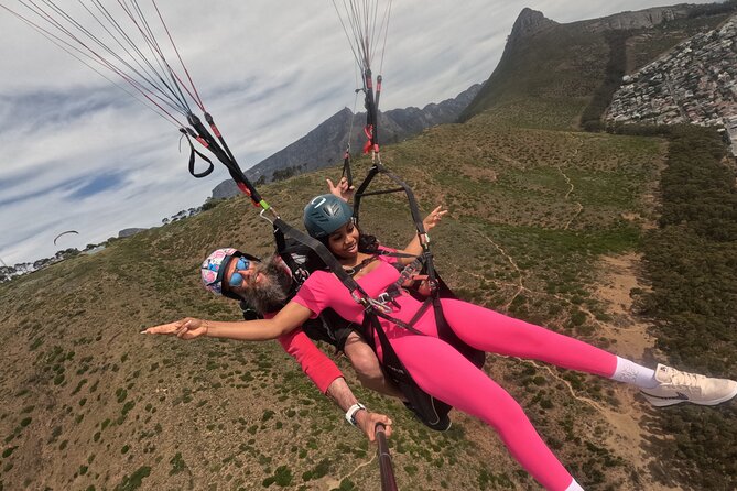 Cape Town Tandem Paragliding Square 1 Paragliding - Photos and Videos: How to Decide If They’re Worth It
