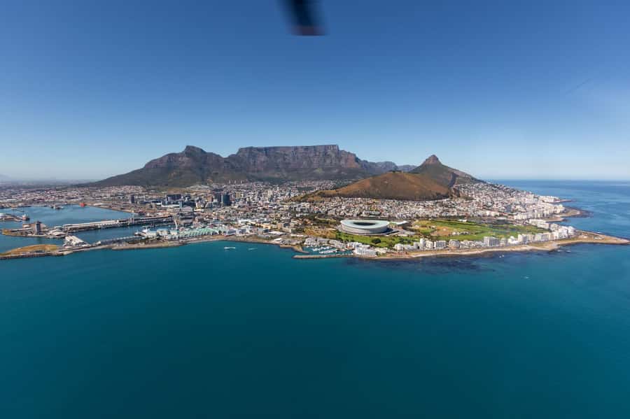 Cape Town Two Oceans Scenic Helicopter Flight - 27min - The Atlantic Seaboard to Hout Bay: the coast looks different from here