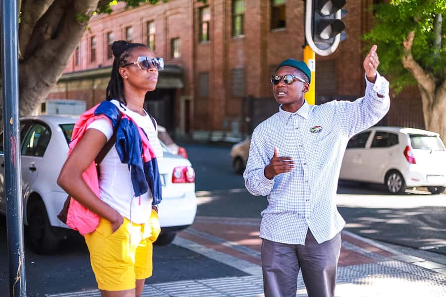 Cape Town Walking Tour: Bo-Kaap & City Highlights - Long Street to Bo-Kaap, Where the Color and Identity Show Up