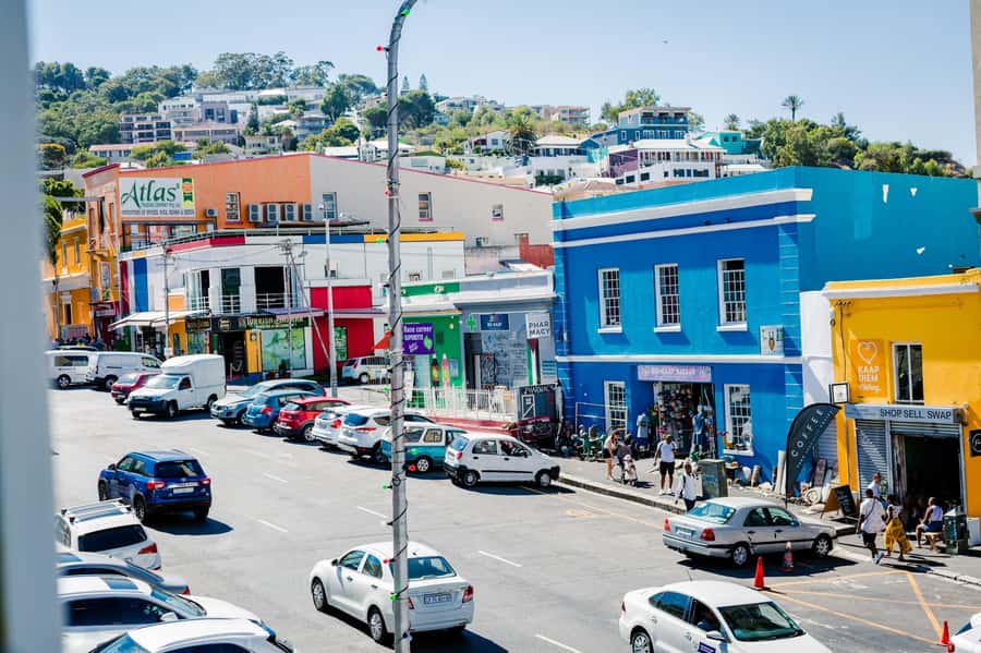 Cape Town Walking Tour: Bo-Kaap & City Highlights - Truth Coffee Roasting to District Six, Start With Context