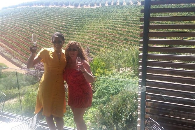 Cape Winelands group tour - Stellenbosch: walking the town while the day warms up
