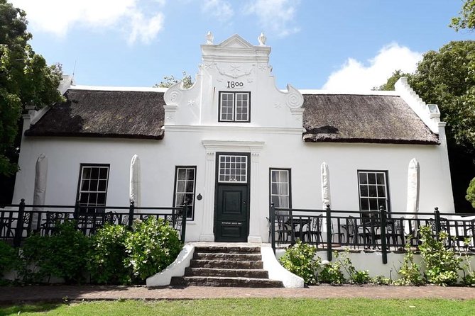 Cape Winelands group tour - The wine tastings: what’s included, what might cost extra