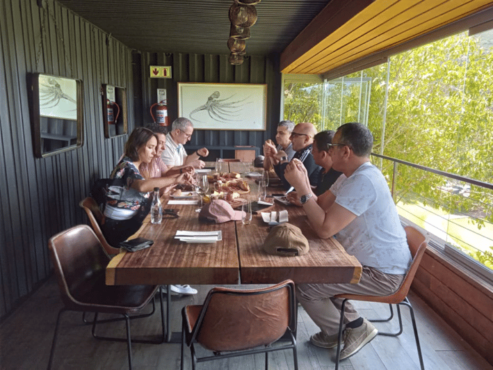City Tour: Table Mountain, Kirstenbosch & Wine - Small group comfort and the guide factor